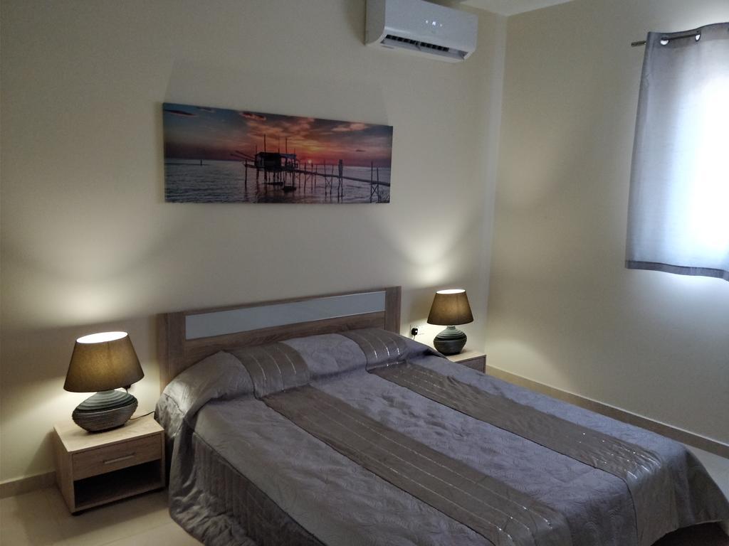 Sunstone Court Appartement St. Paul's Bay Buitenkant foto