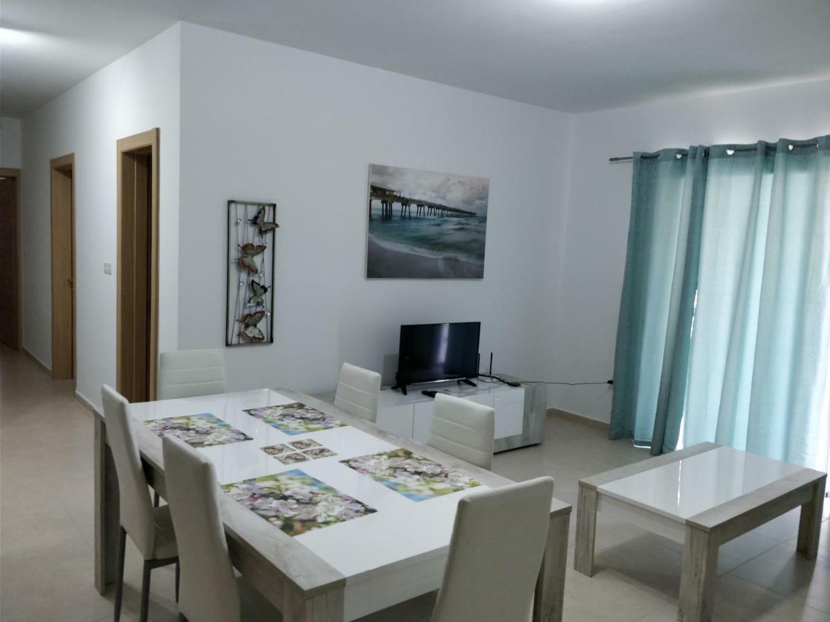 Sunstone Court Appartement St. Paul's Bay Buitenkant foto